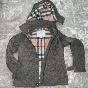 Burberry Olive Green Quilted Kids Jacket with Signature Check Lining